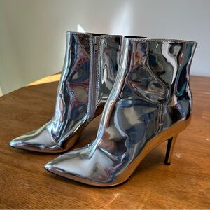 Metallic Silver Thalia Sodi Rylie Ankle Boots 8M